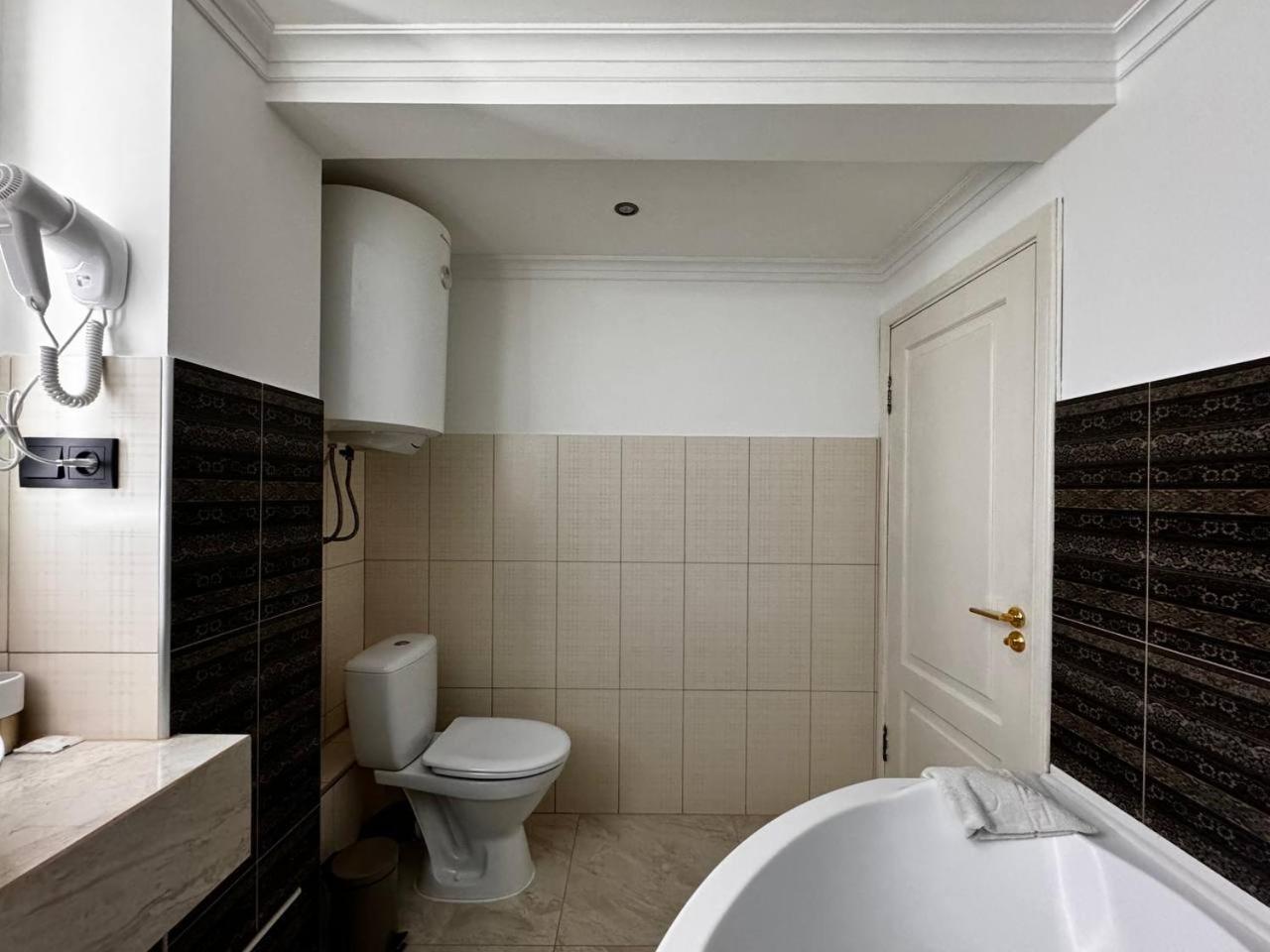 Deribasivska 10 Luxury Apartment Οδησσός Εξωτερικό φωτογραφία